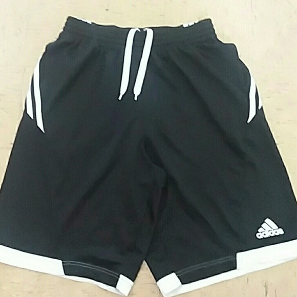 Adidas basketball shorts - Picture 1 of 3
